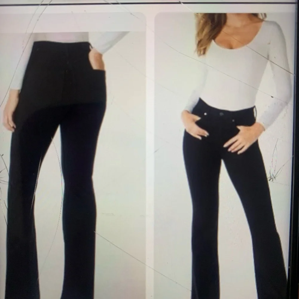 Sofía Vergara Women’s Black Flared Jeans - Classic High-Rise Fit